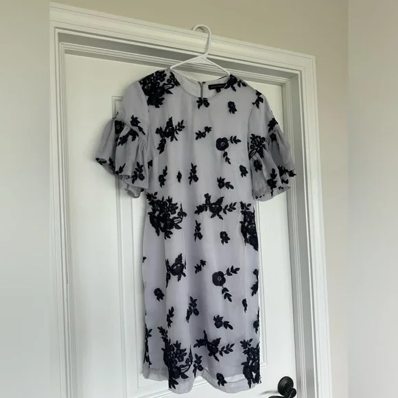 Banana Republic Floral Embroidered dress